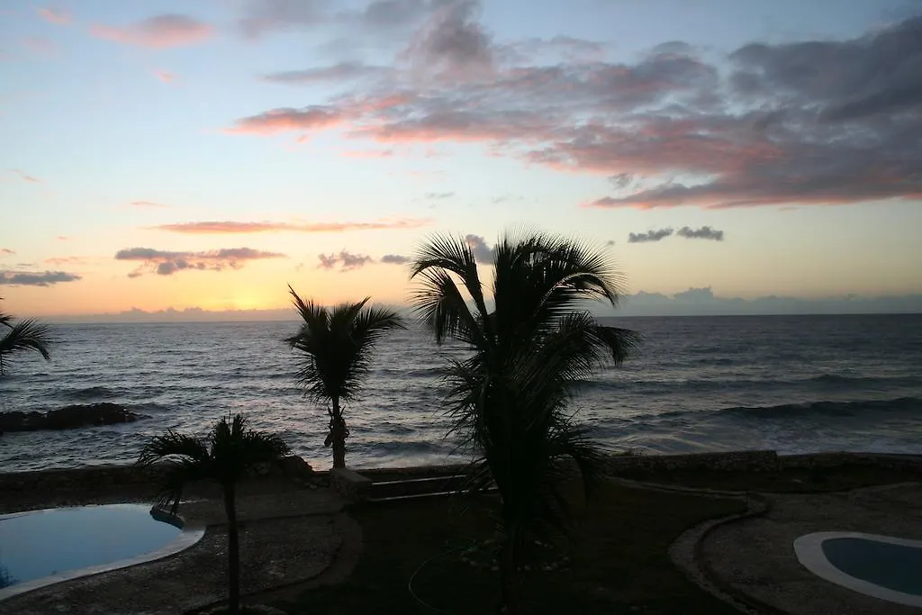 Hotel Panoramica Barahona 4*, La Cienaga